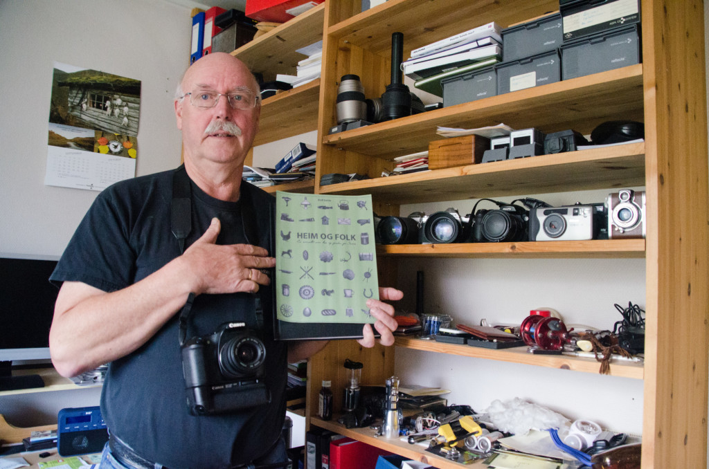 KLAR FOR UTGIVELSE: Snåsa- Heim og folk kommer ut i uke 47. Rolf Velde har jobbet lenge med denne viktige boka. (Foto: Hallvard U. Smestad)